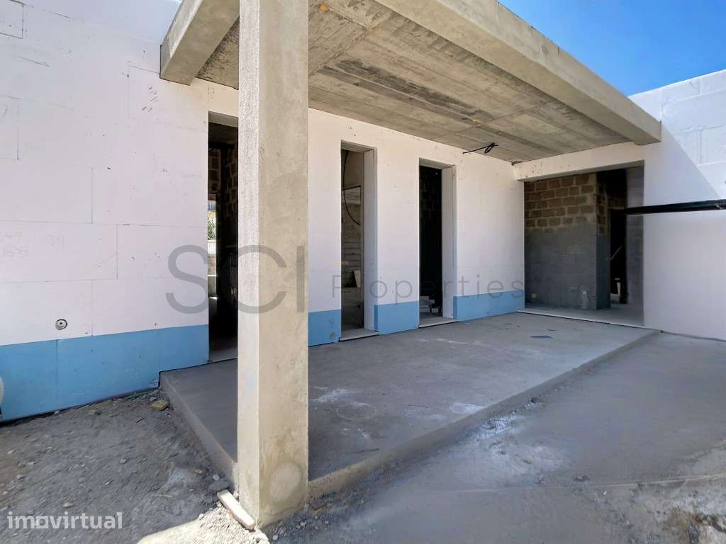 Moradia T3 com Piscina Infinita em Sesimbra - Grande imagem: 2/27