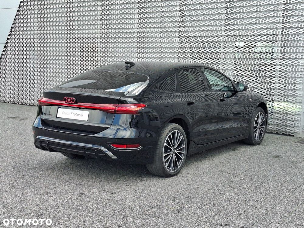 Audi A6 Sportback e-tron - 6