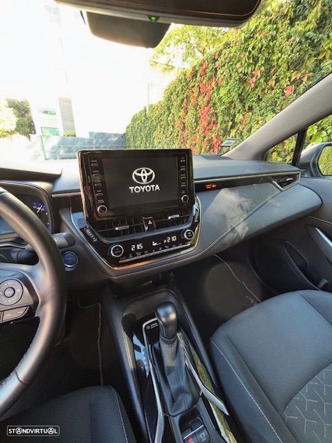 Toyota Corolla Touring Sports 1.8 Hybrid Comfort+P.Sport - 13
