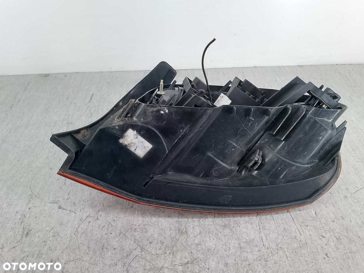 LAMPA TYLNA LEWA PEUGEOT 407 9656606380 SEDAN - 4
