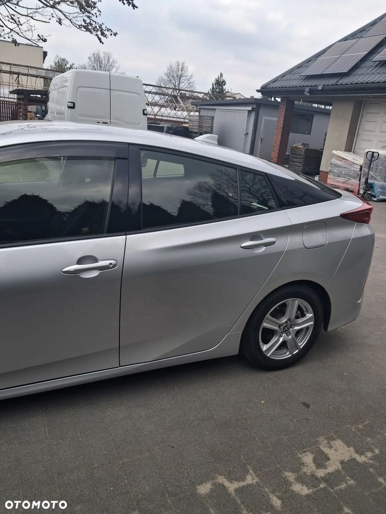 Toyota Prius - 3