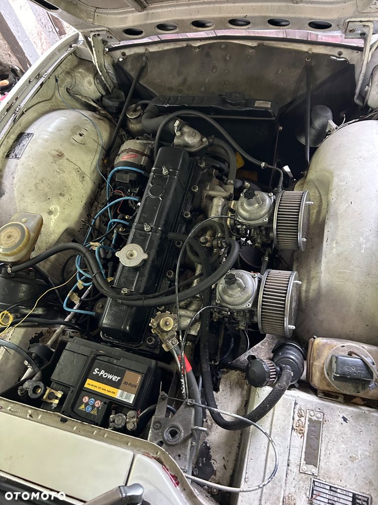 Triumph TR6 - 7