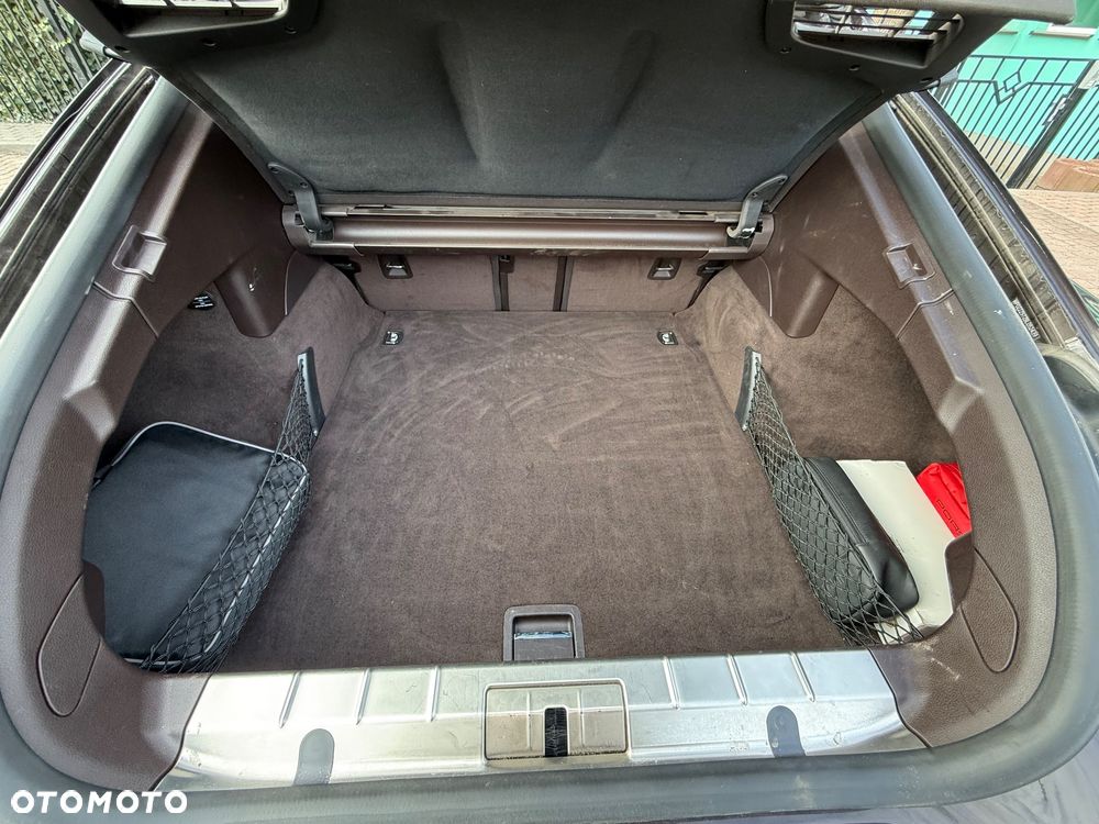 Porsche Panamera 4S PDK - 18