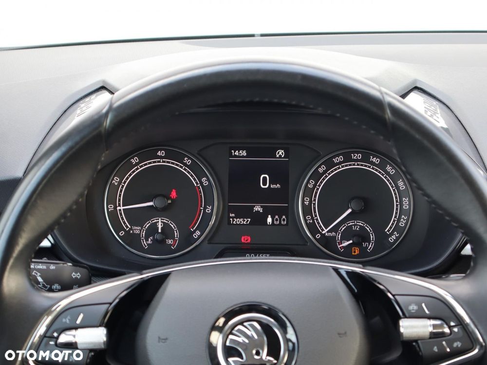 Skoda Fabia 1.0 Ambition - 11
