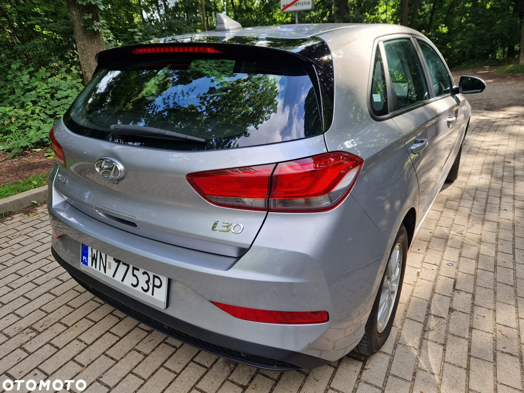 Hyundai i30 1.5 DPI Modern - 12