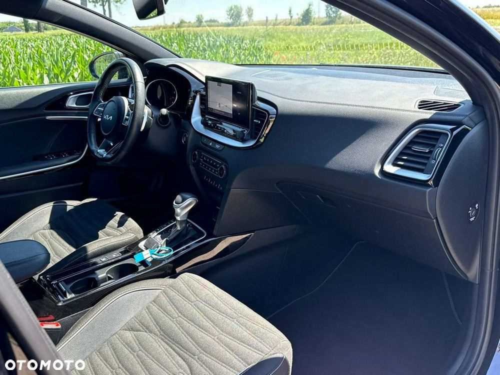 Kia ProCeed 1.5 T-GDI DCT7 OPF GT LINE - 24