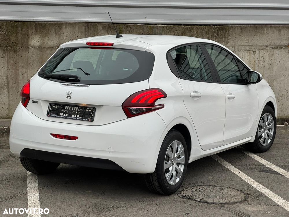 Peugeot 208 1.2 L PureTech STT Active - 7