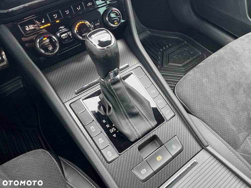 Skoda Superb 2.0 TSI 4x4 Sportline DSG - 28