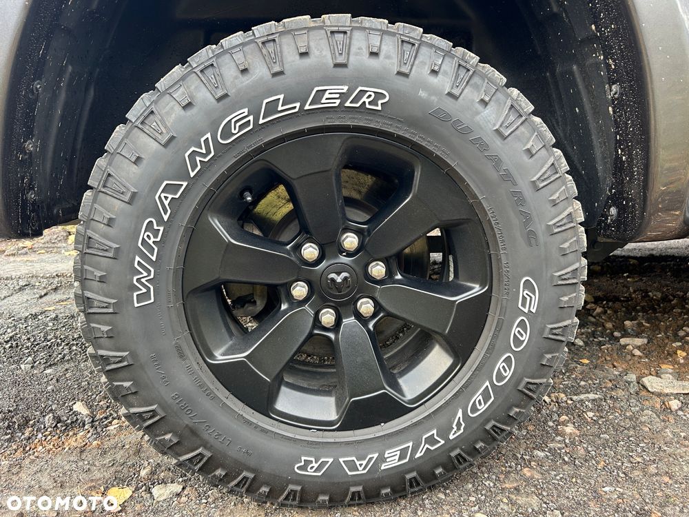 Dodge RAM 1500 5.7 4x4 - 31