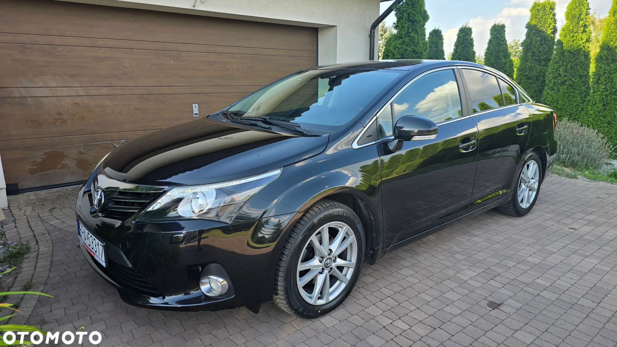 Toyota Avensis - 4