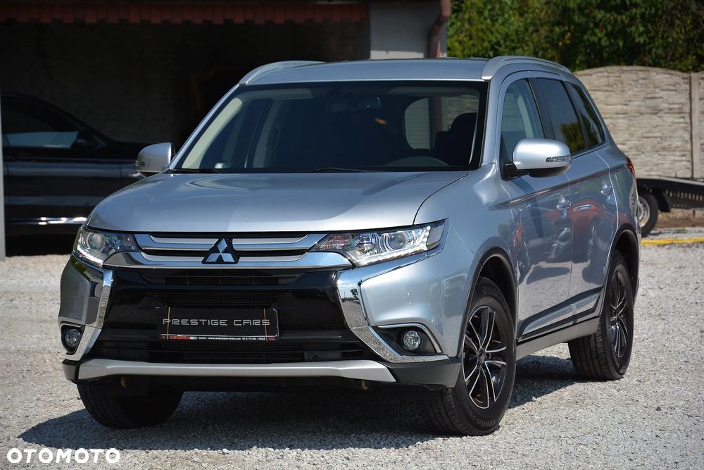 Mitsubishi Outlander - 8