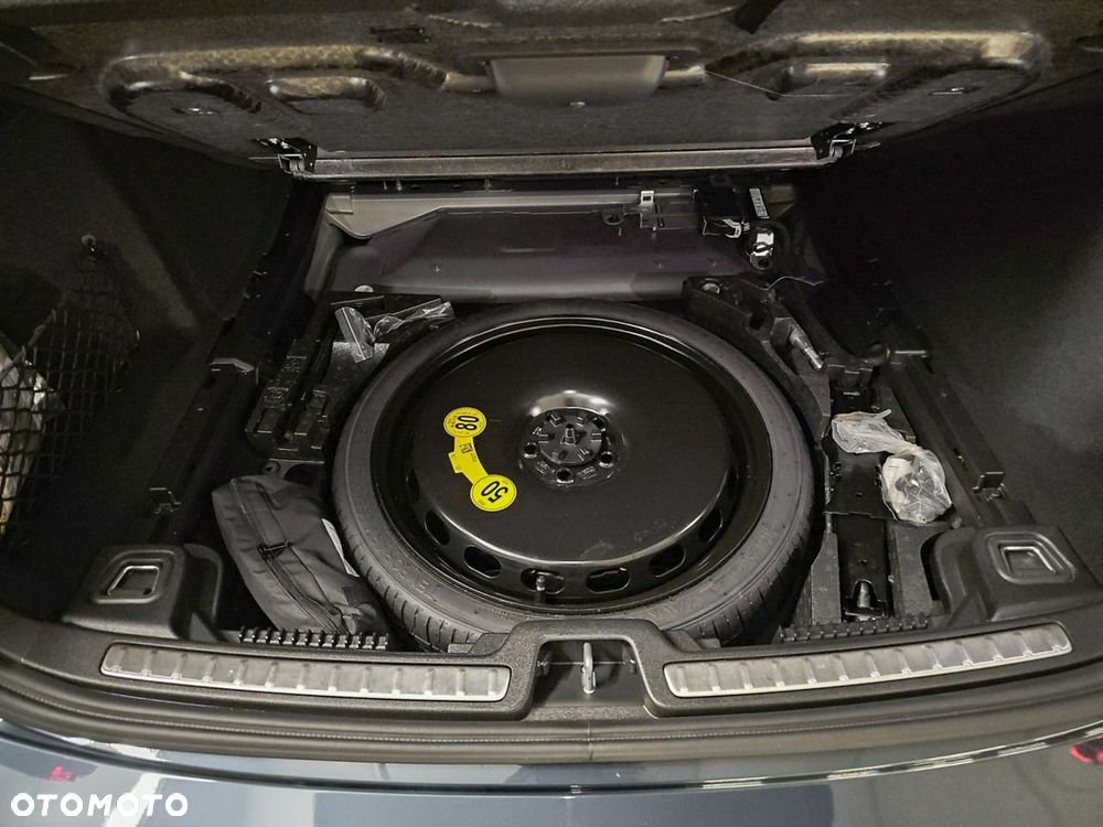Volvo V60 B4 B Plus Dark - 13