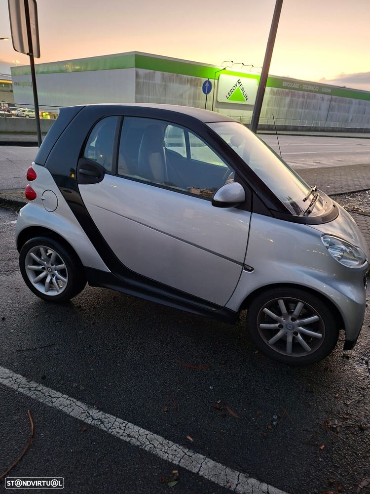 Smart ForTwo Coupé softouch black&white limited micro hybrid drive - 6