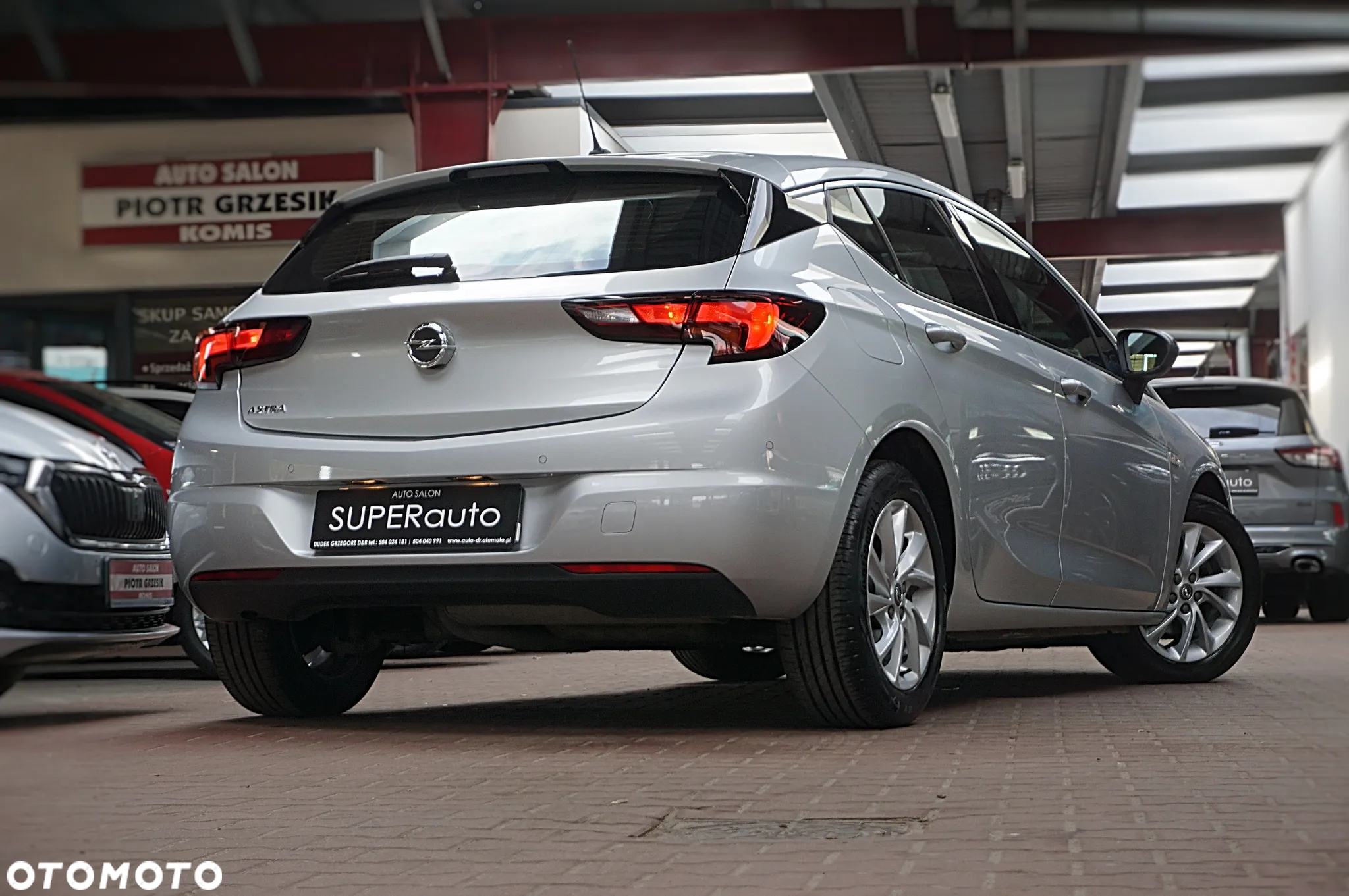 Opel Astra V 1.2 T Elegance S&S - 11