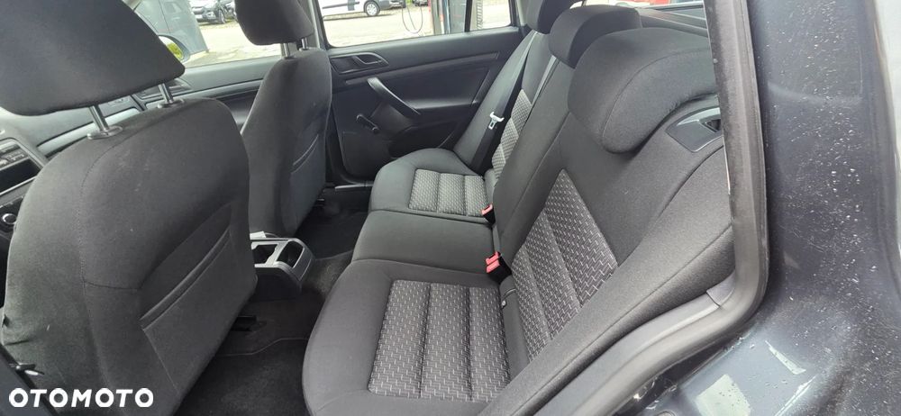 Skoda Octavia 1.4 TSI Active - 28