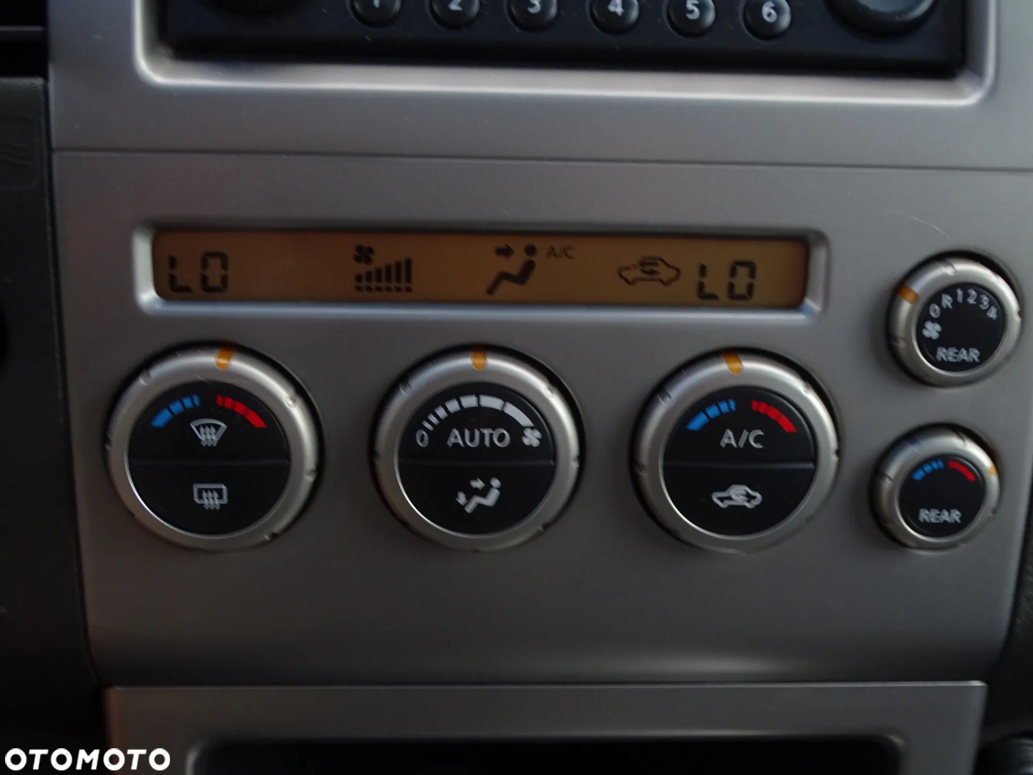 Nissan Pathfinder 2.5 DCi Elegance + - 15