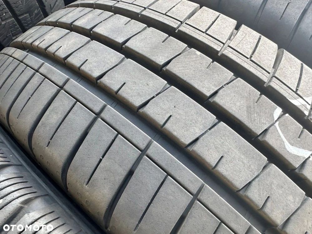 205/65/16C Vredestein ComTrac 2_8mm_2szt_(607) - 4