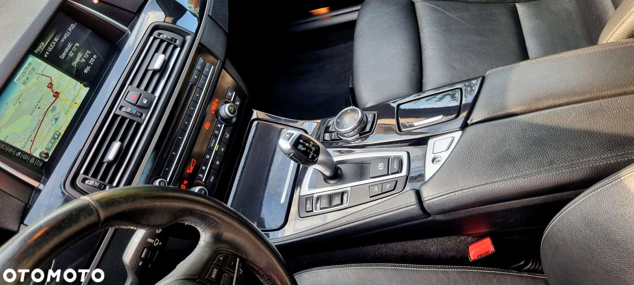 BMW Seria 5 530d xDrive Modern Line - 15