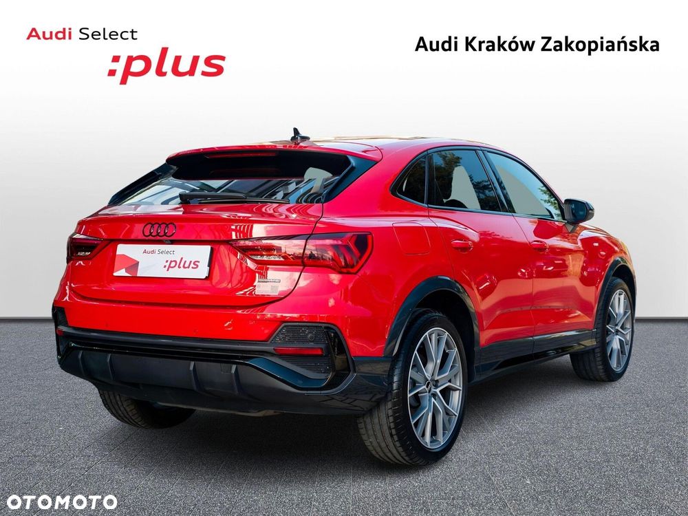 Audi Q3 Sportback - 6