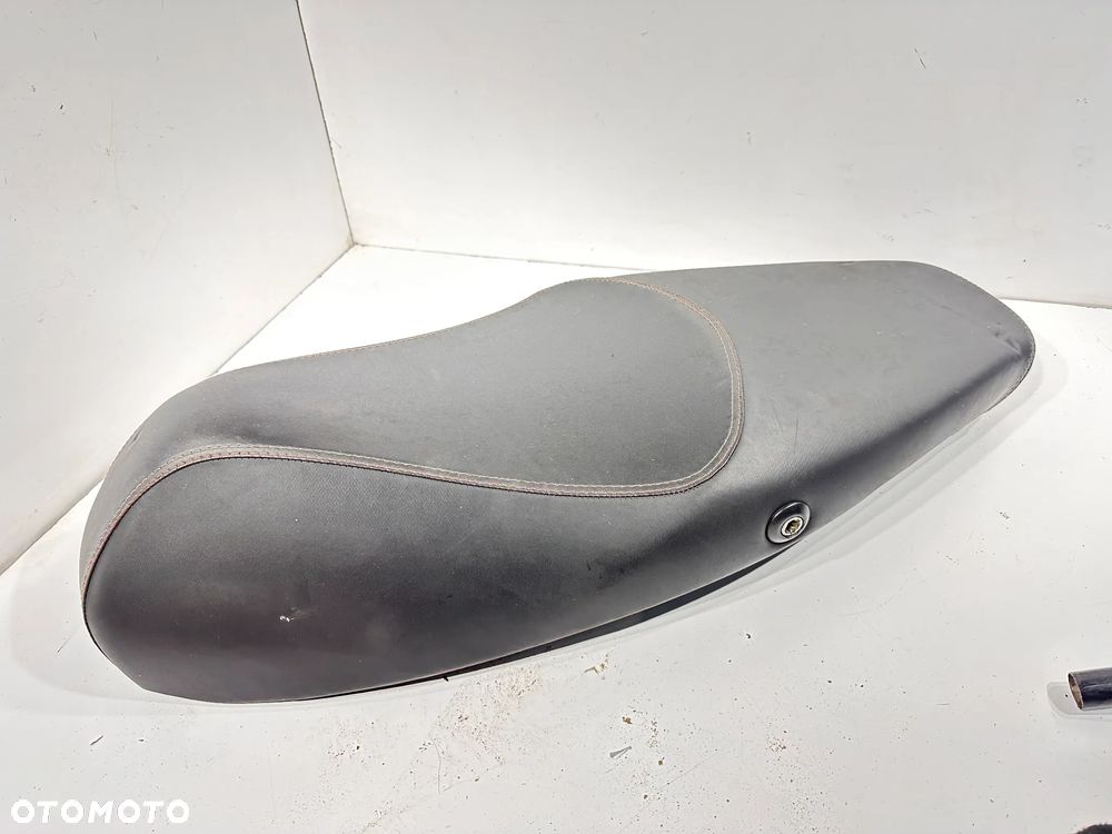 Siedzenie kanapa Aprilia SXR 50 - 1