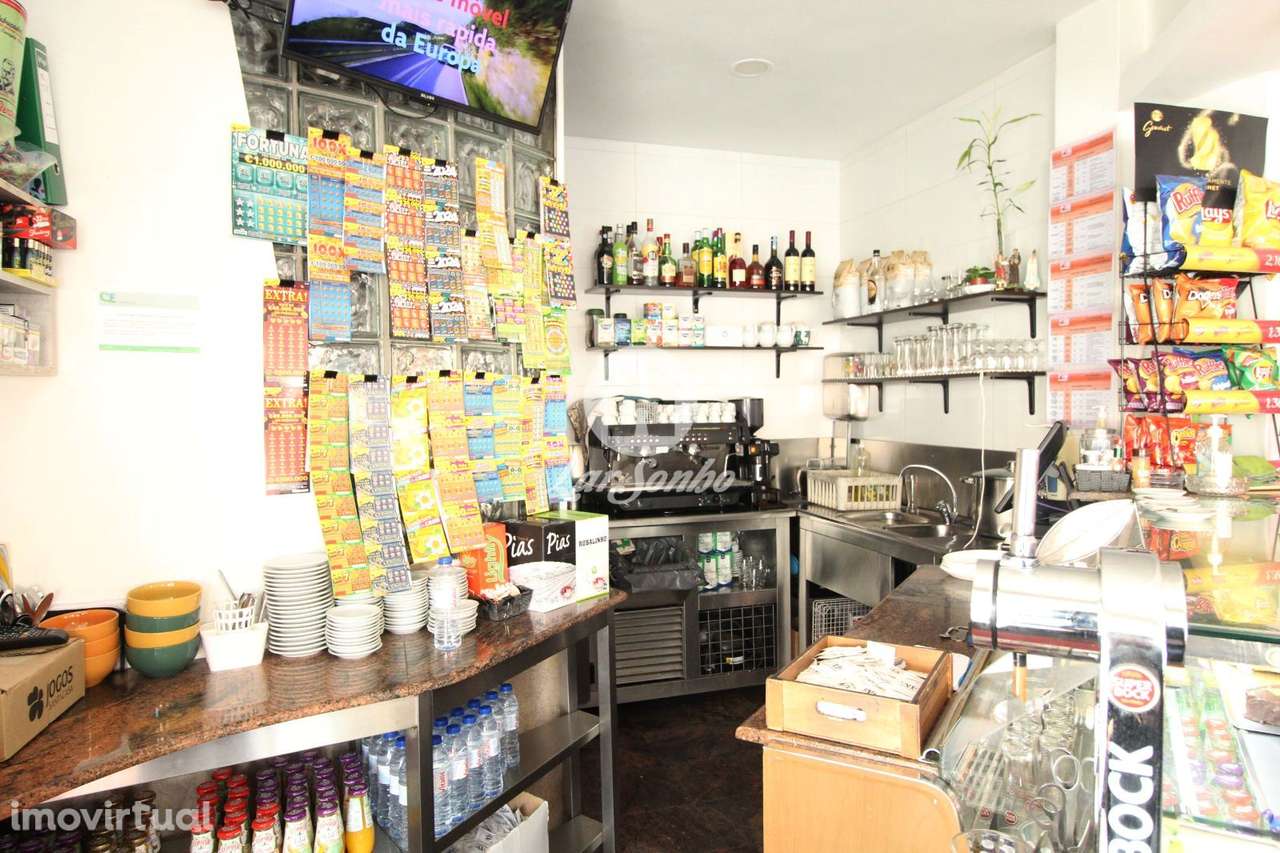 Trespasse café, muito bem localizado, em Coimbrões, V. N. Gaia - Grande imagem: 2/14