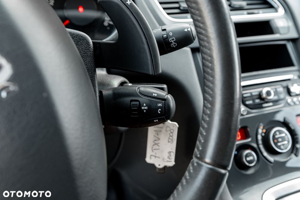 Peugeot 5008 e-HDI FAP 115 EGS6 Stop&Start Active - 29