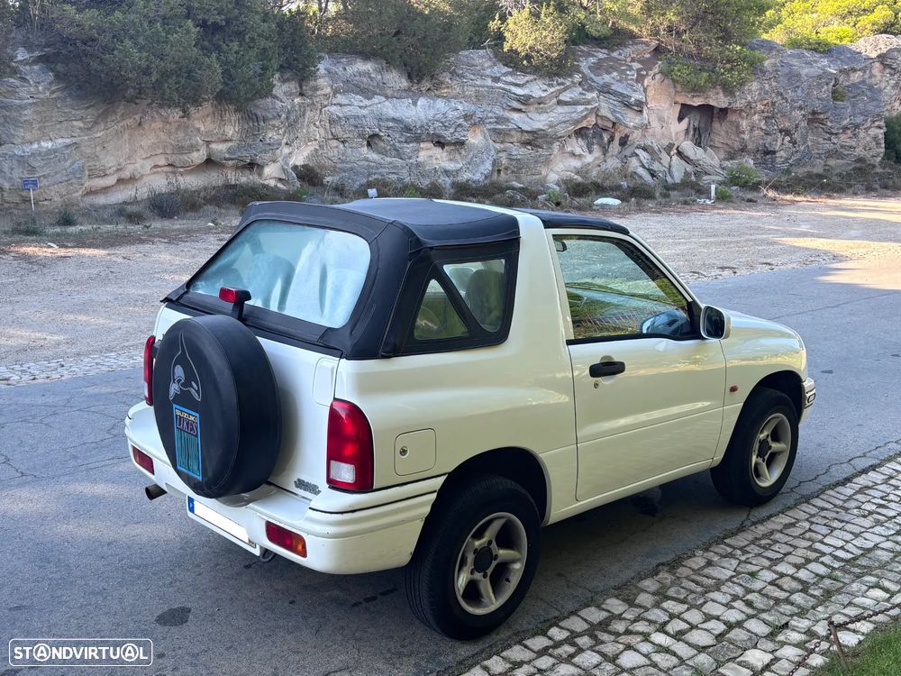 Suzuki Grand Vitara Canvas Top 1.6 - 4