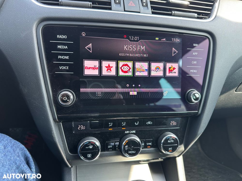 Skoda Octavia 1.6 TDI DSG Ambition - 2