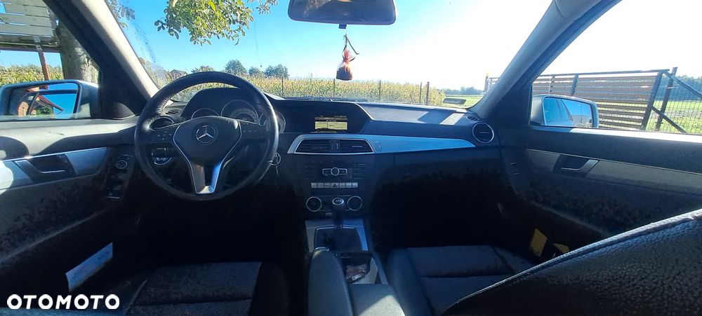 Mercedes-Benz Klasa C 200 CDI BlueEff Avantgarde - 5
