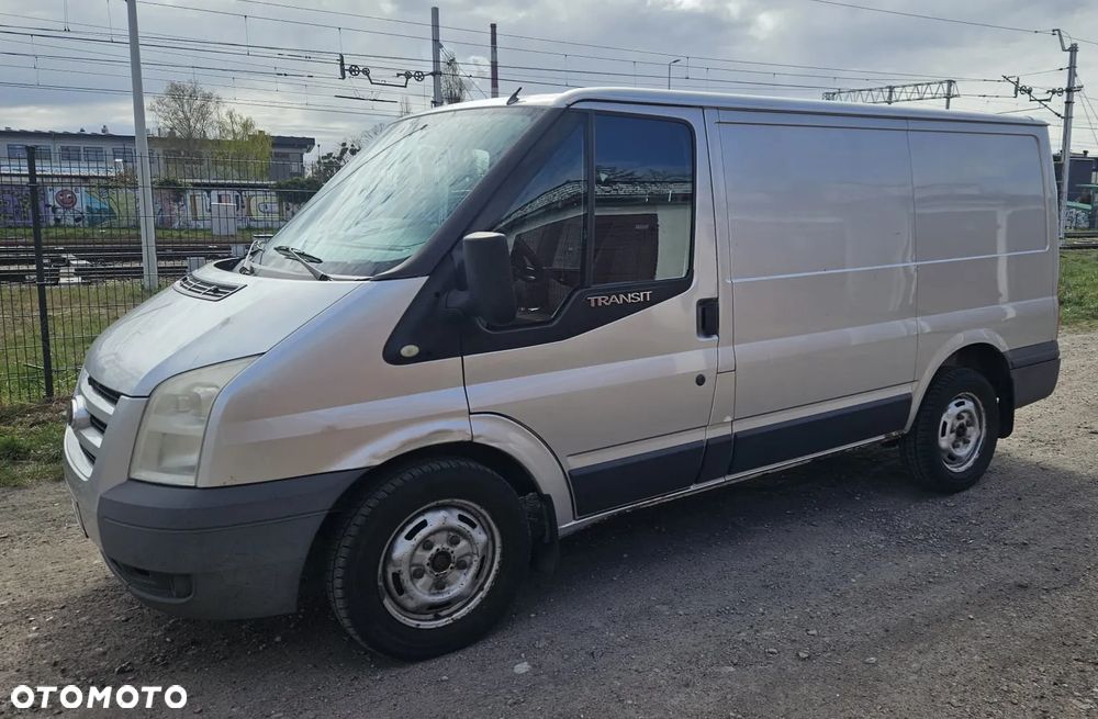 Ford Transit - 1