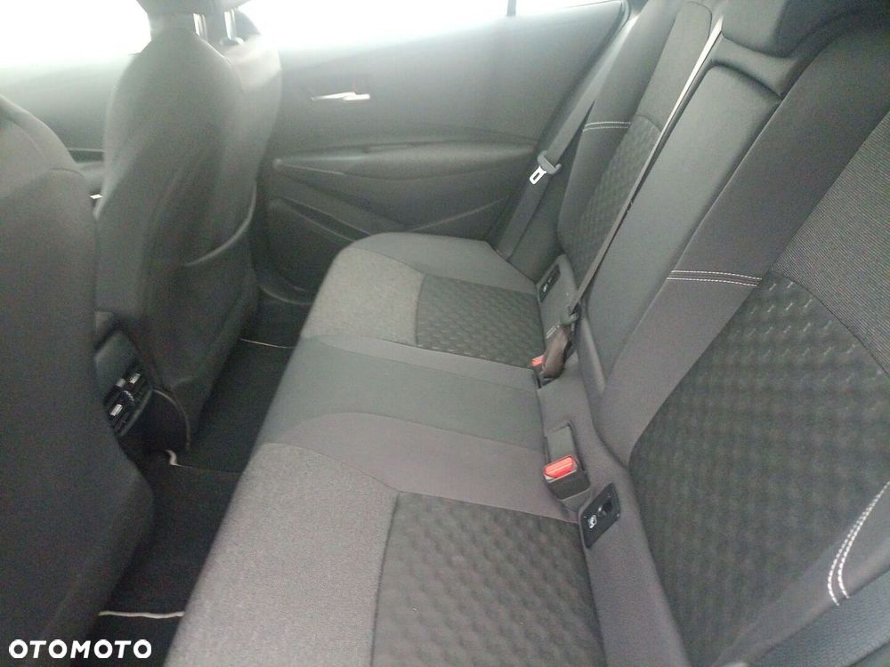 Toyota Corolla 1.8 Hybrid Comfort - 13