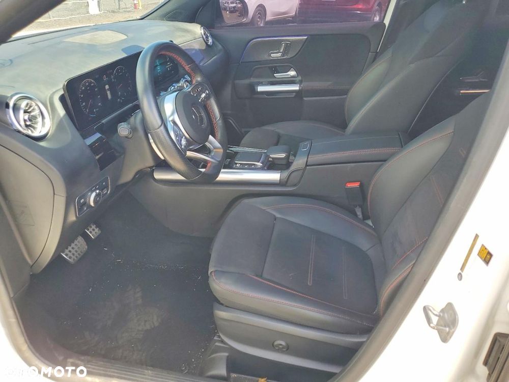 Mercedes-Benz GLA 250 AMG Line - 7