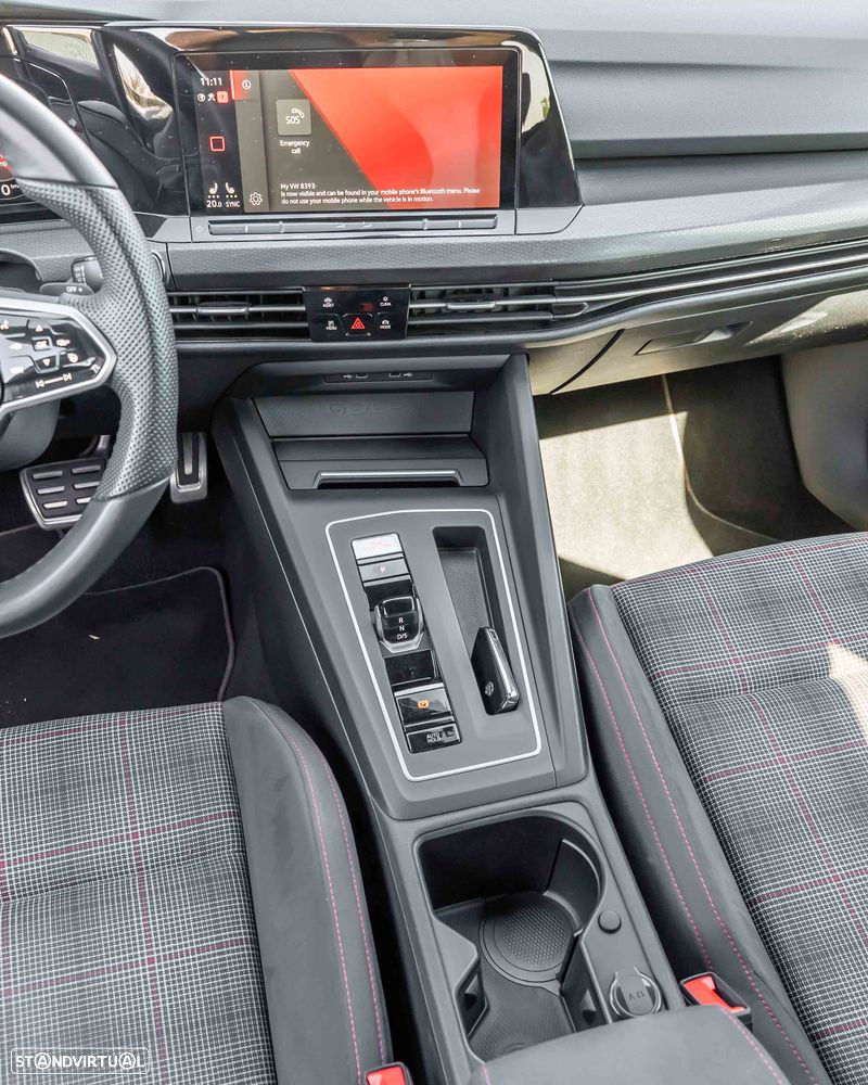 VW Golf 2.0 TSI OPF DSG GTI - 22