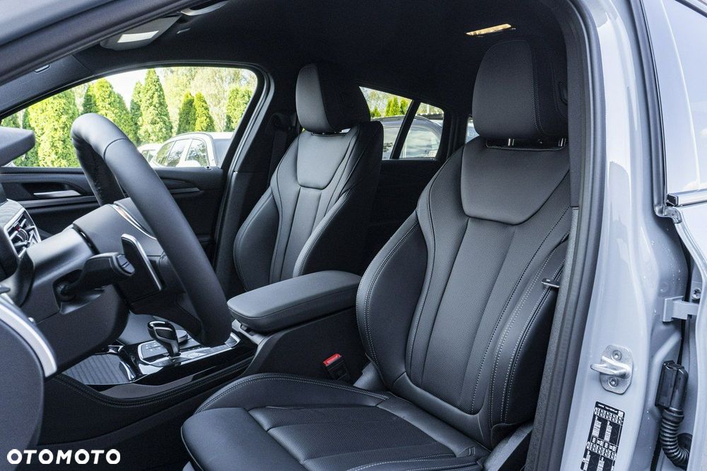 BMW X4 - 11