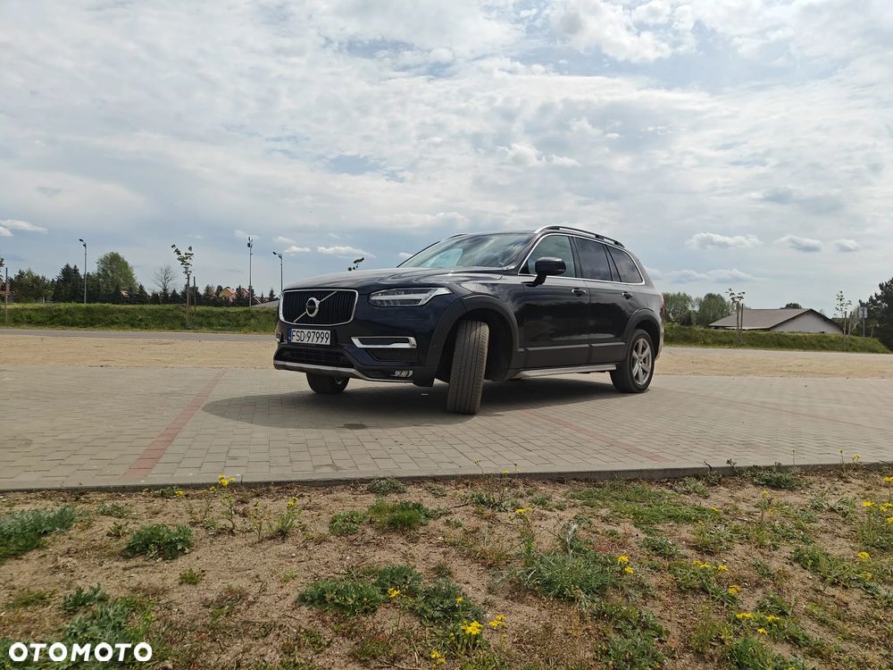 Volvo XC 90 D5 AWD Momentum - 3