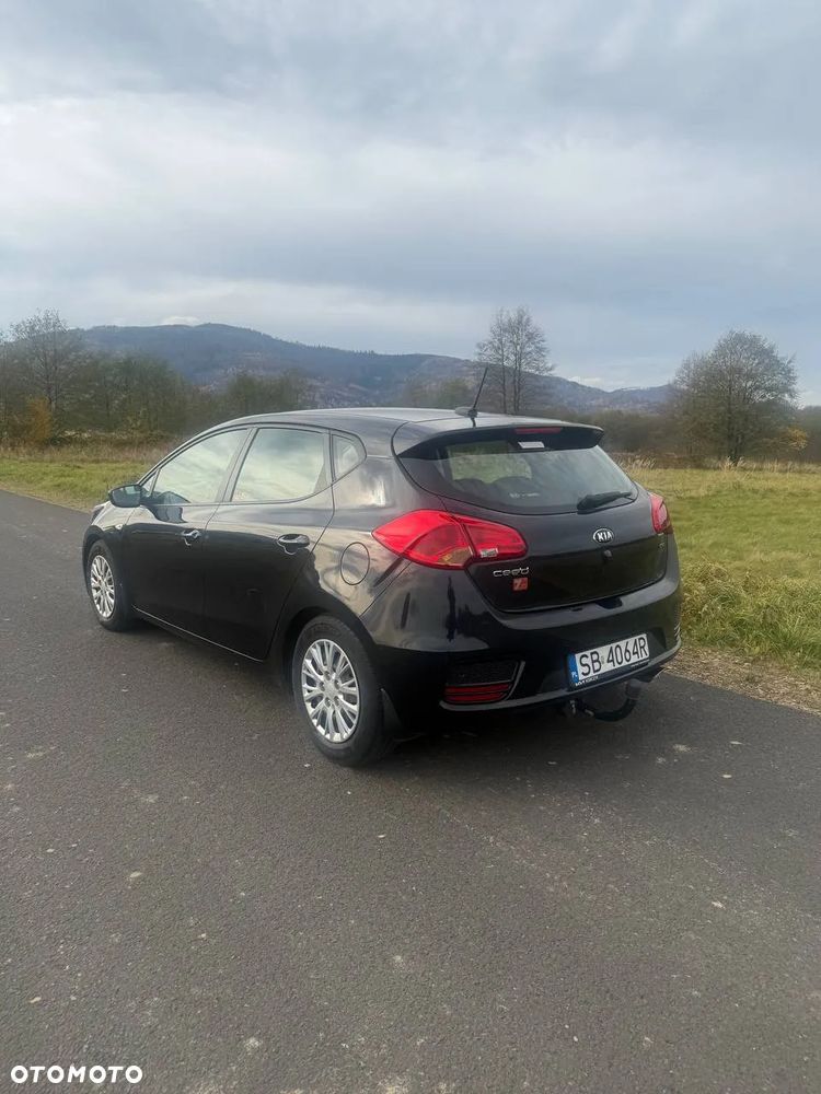 Kia Ceed 1.6 CRDi L DCT - 2