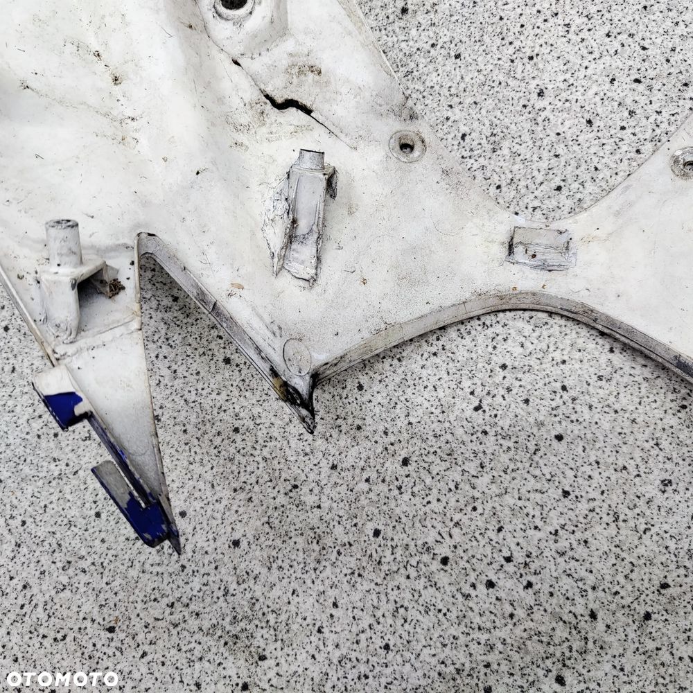 Czacha, czasza, owiewka przód, osłona lampy Suzuki GSX-R 600 750 GSXR 600 750 K6 K7 - 14