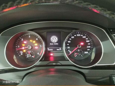 VW Passat 1.6 TDI Confortline DSG - 14