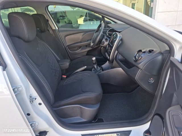Renault Clio 0.9 TCe Limited - 39