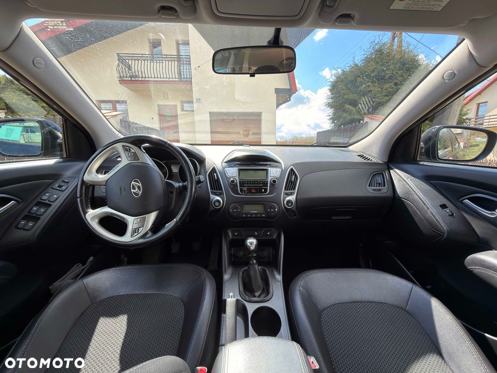 Hyundai Tucson ver-2-0-crdi-4wd-gls - 11