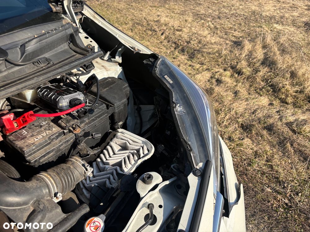 Toyota Yaris 1,5-Dual-VVT-iE Selection - 24