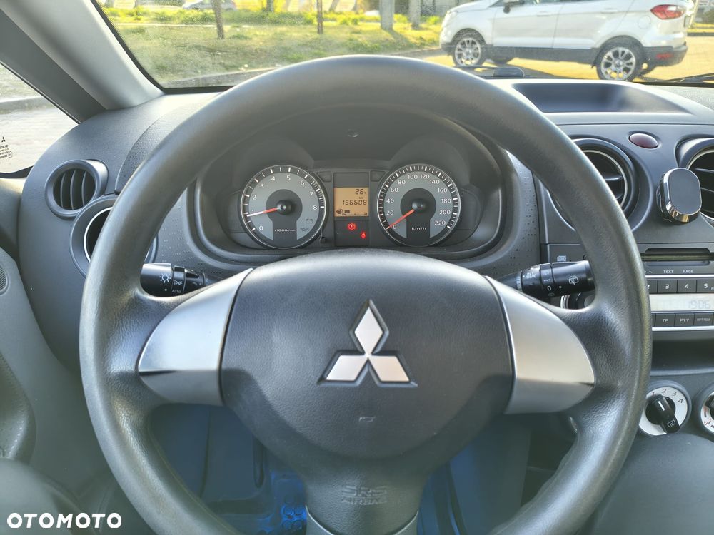 Mitsubishi Colt 1.1 - 11