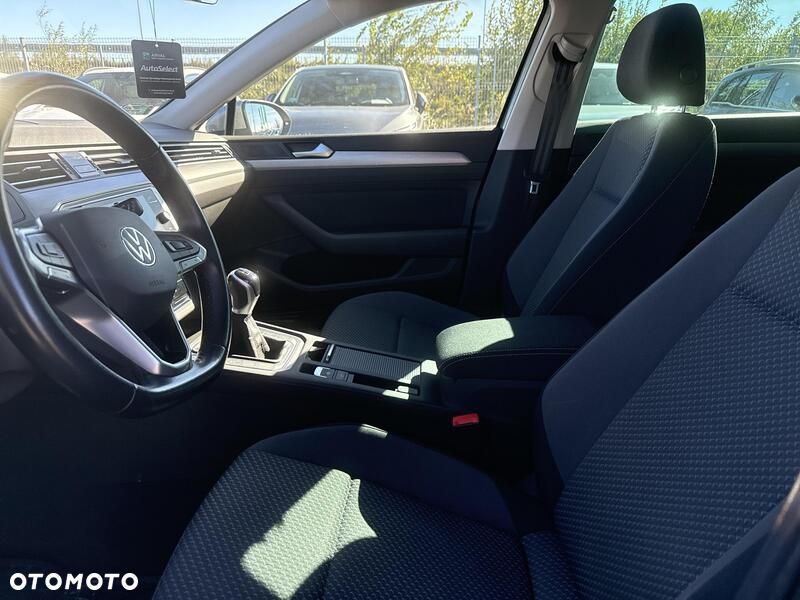 Volkswagen Passat 2.0 TDI EVO Essence - 11