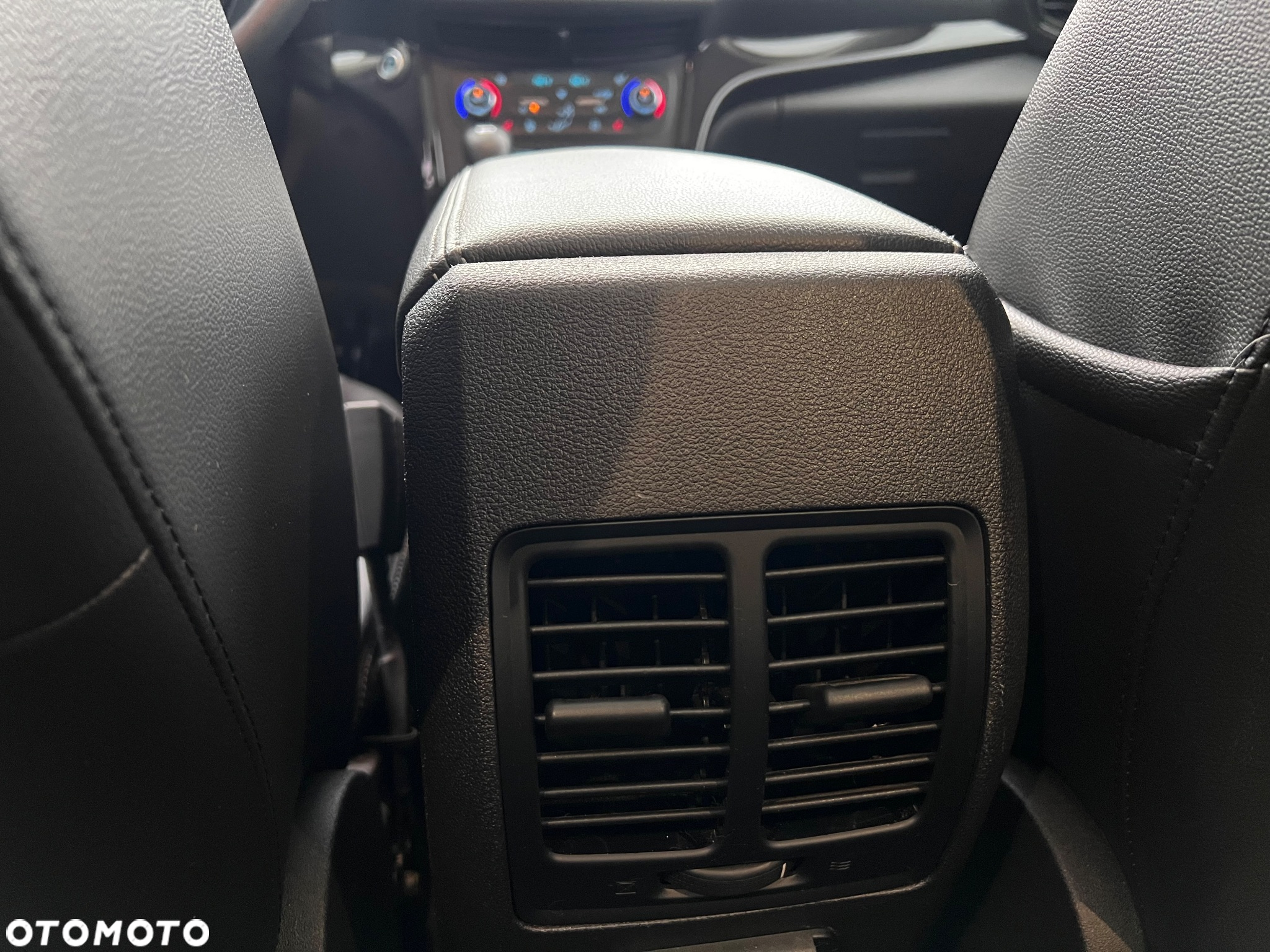 Ford Kuga 1.5 EcoBoost 4WD Titanium - 29