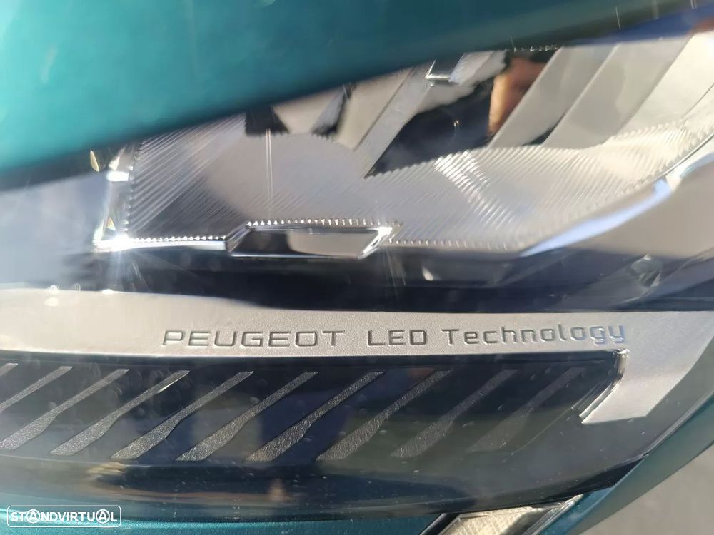 Peugeot 308 SW 1.2 PureTech Allure Pack EAT8 - 19