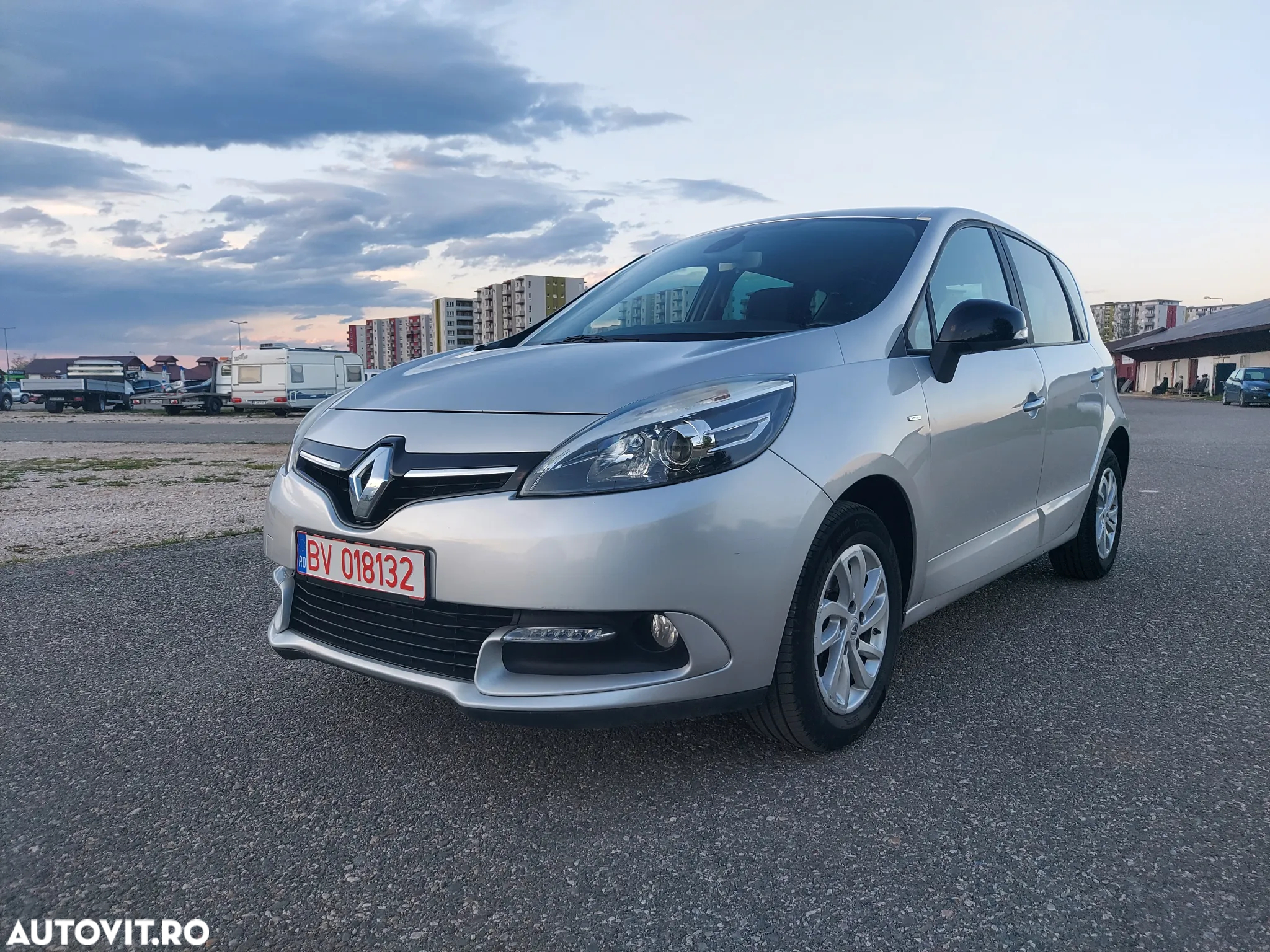 Renault Scenic ENERGY dCi 110 LIMITED - 34