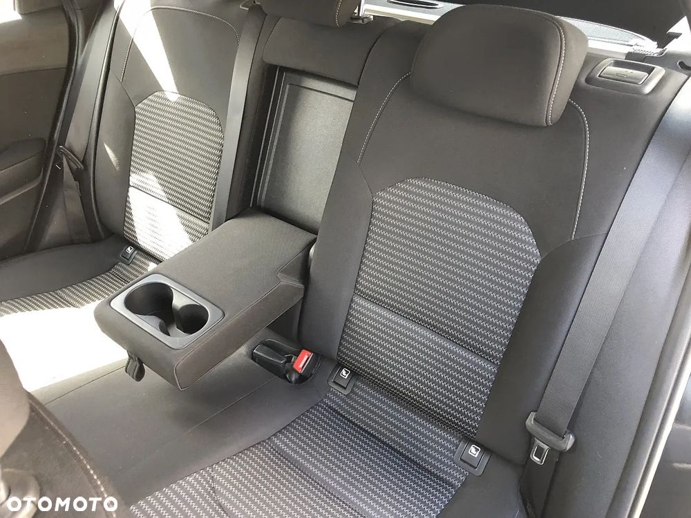 Kia Ceed 1.5 T-GDI L - 33