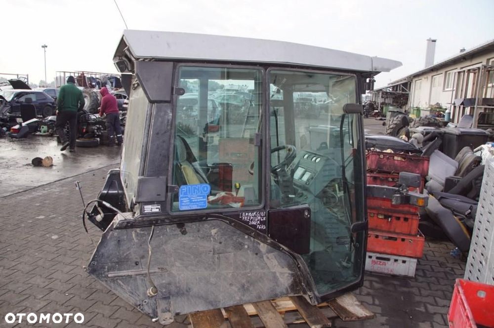 KABINA TRAKTOR LAMBORGHINI PREMIUM 2002 - 5