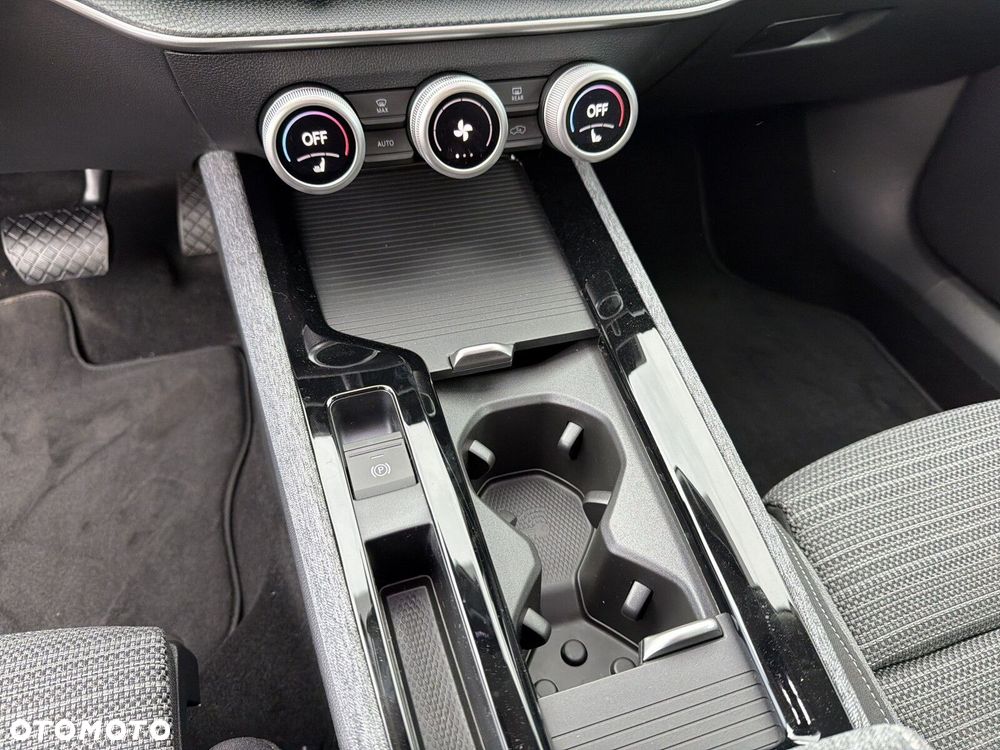 Skoda Superb 1.5 TSI Plug-in Hybrid Drive DSG - 16