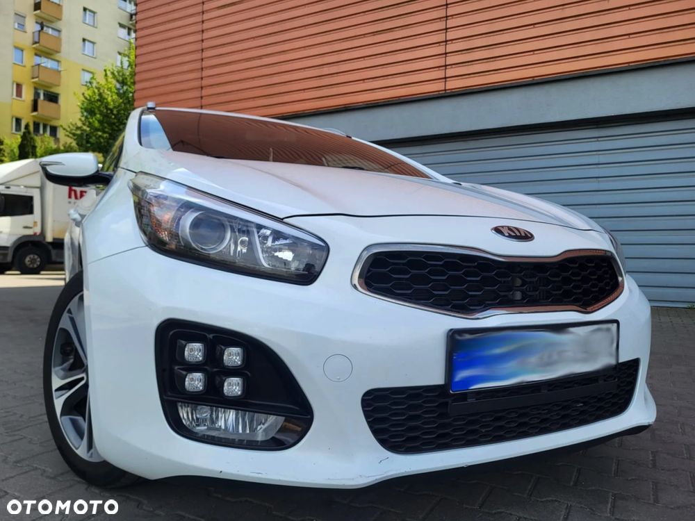 Kia Ceed 1.6 CRDi 136 DCT ISG SW GT Line - 2